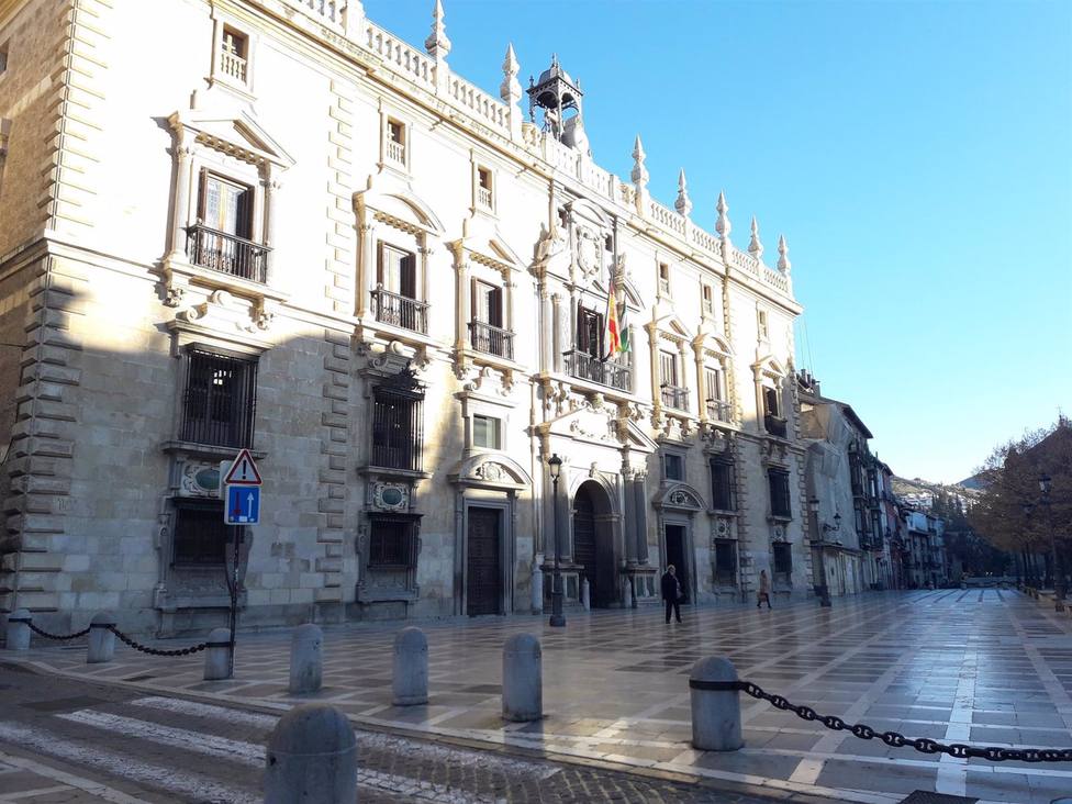 Granada.- Tribunales.- Los dos acusados de una muerte a puÃ±aladas por una deuda de 5 euros reconocen los hechos