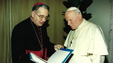 ctv-0vc-obispo-con-papa