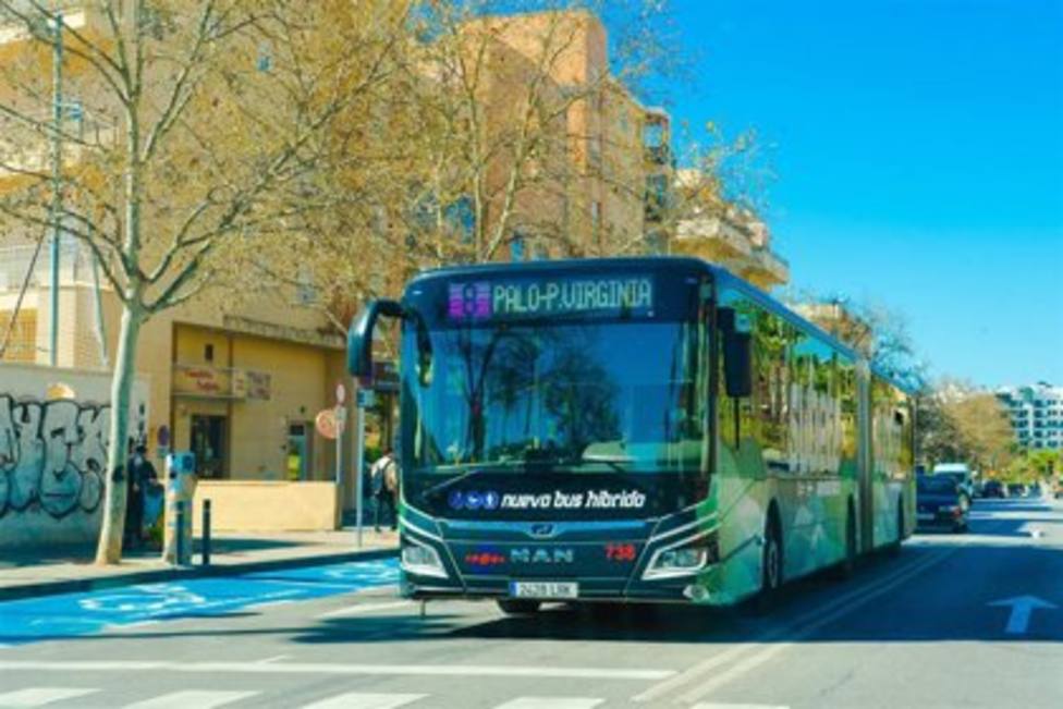 Málaga anuncia cortes de tráfico y refuerzos en las líneas de la EMT de cara a Semana Santa