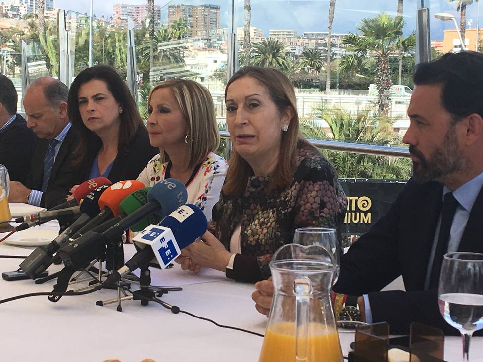 Pastor acusa a Sánchez de ningunear a los españoles al rechazar un cara a cara con Casado, el verdadero debate