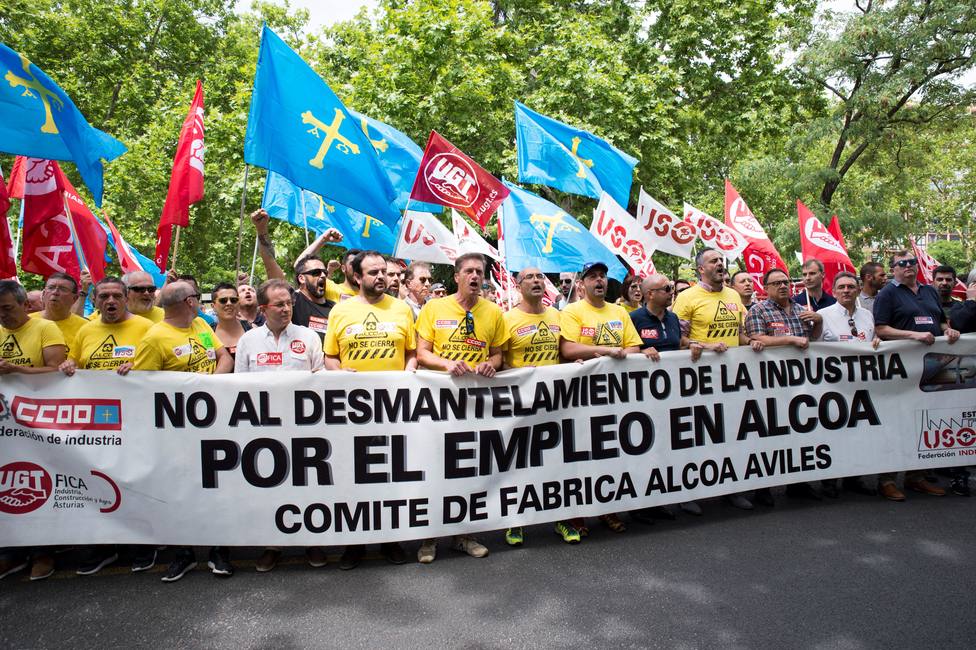 Trabajadores de Alcoa manifestándose en Madrid