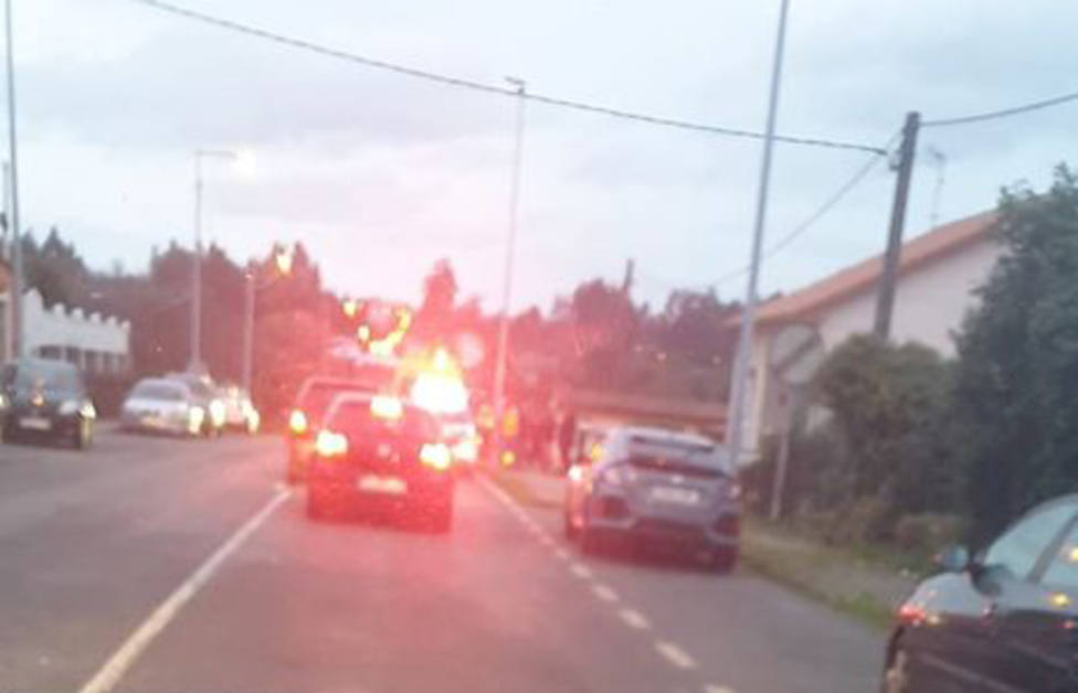 El accidente registrado en San Mateo motivó algunas retenciones - FOTO: Tráfico Ferrolterra