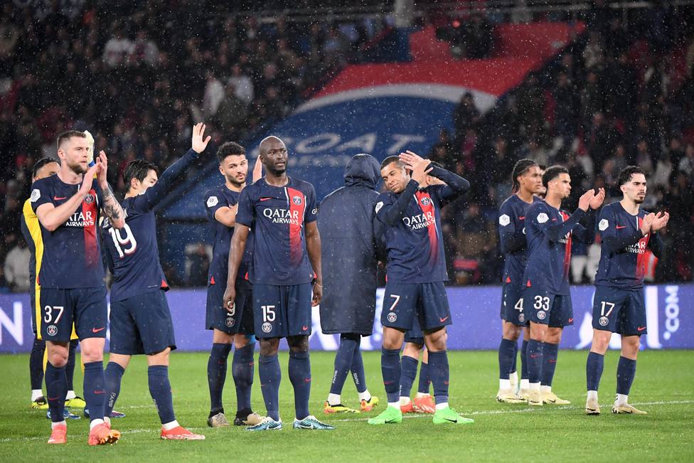 Jugadores del PSG tras un encuentro de la Ligue 1