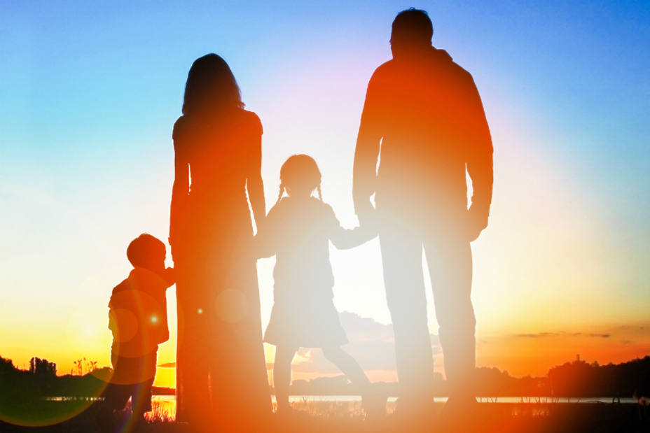 32 buenos ejemplos de cómo se apoya a la familia en Europa