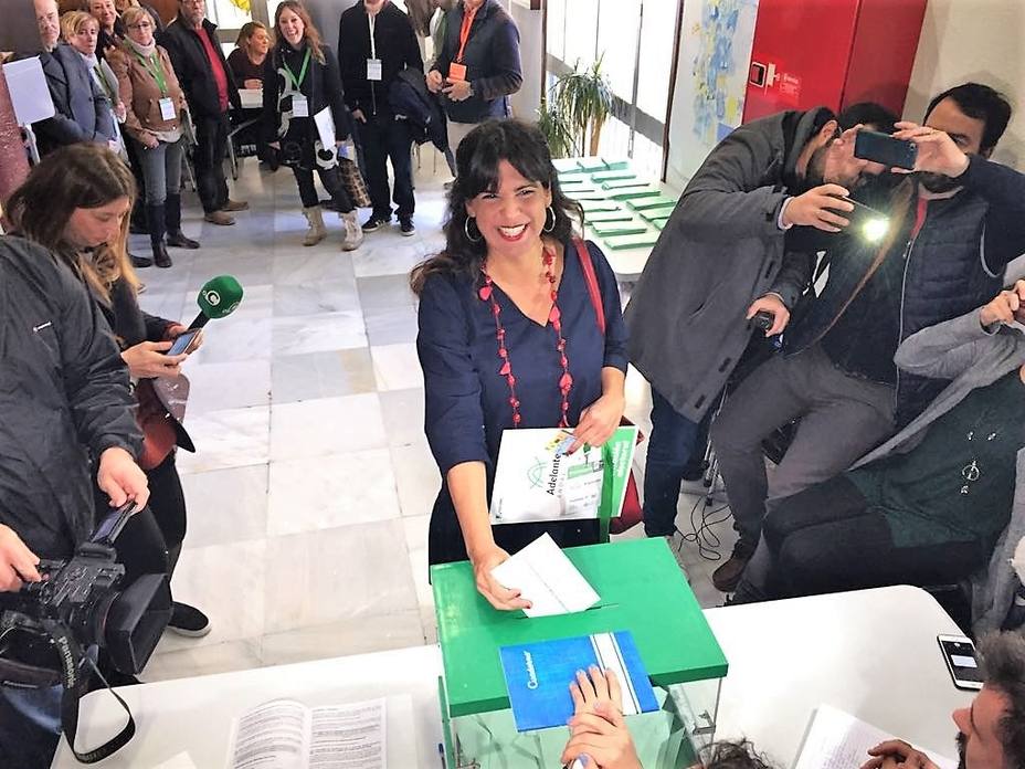 Teresa Rodríguez desea que haya participación masiva porque es importante que los andaluces hagan política