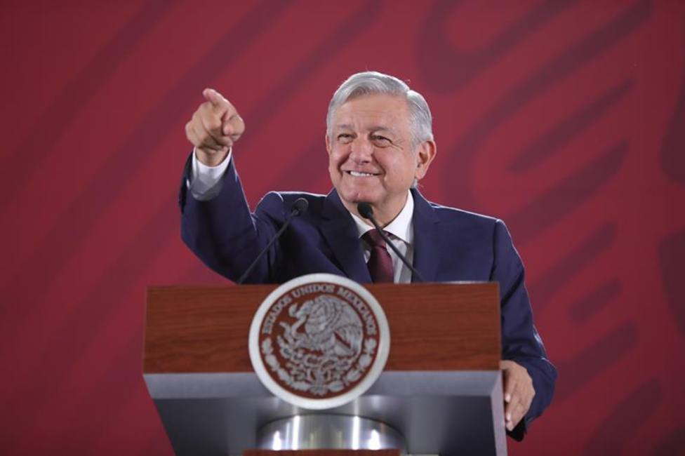 López Obrador traslada a Trump por teléfono su disposición al diálogo