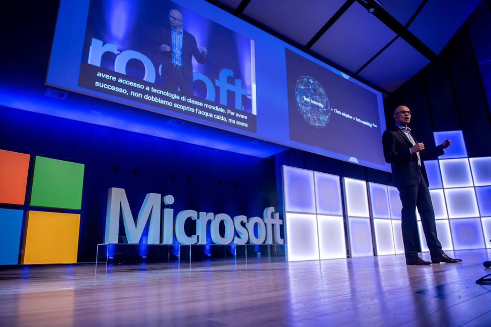 Estados Unidos multa con 22,3 millones a Microsoft por sobornos en Hungría