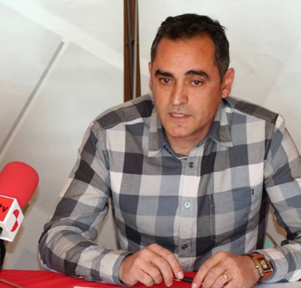 Martín Navas, dirigente socialista que ayer presentó su dimisión como diputado del PSOE