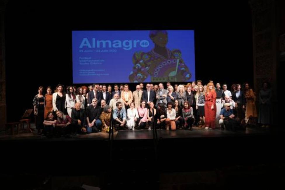 El Gobierno regional resalta el compromiso del Festival de Teatro Clásico de Almagro con la mujer y con mantener una vocación internacional